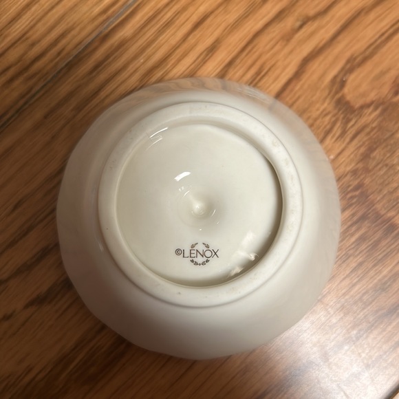 Lenox Ring holder - Picture 4 of 5